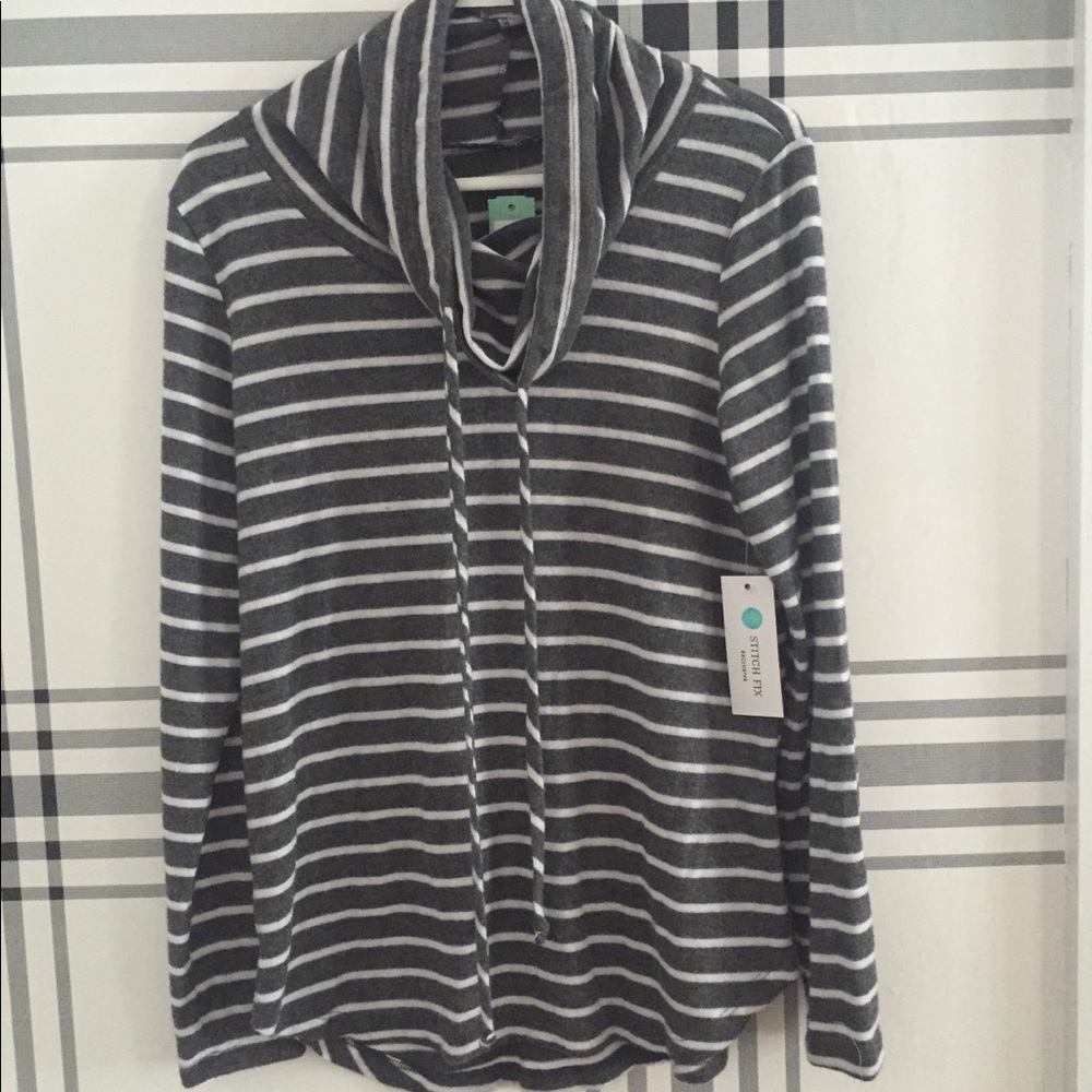 •Pink Clover• super soft cowl neck tunic